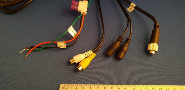 alle aansluitingen 7 inch monitor